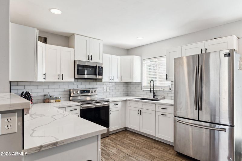 4315 E Nancy Ln, Phoenix, AZ 85042