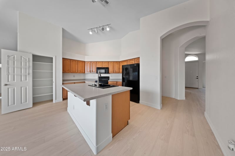 4315 Redwood Ln, Phoenix, AZ 85048
