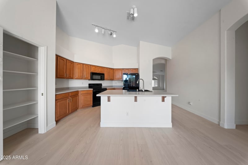 4315 Redwood Ln, Phoenix, AZ 85048
