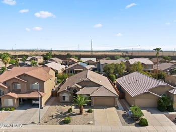 4315 Redwood Ln, Phoenix, AZ 85048