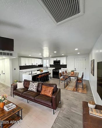 4316 72nd Ave, Phoenix, AZ 85033