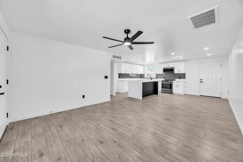 4316 72nd Ave, Phoenix, AZ 85033