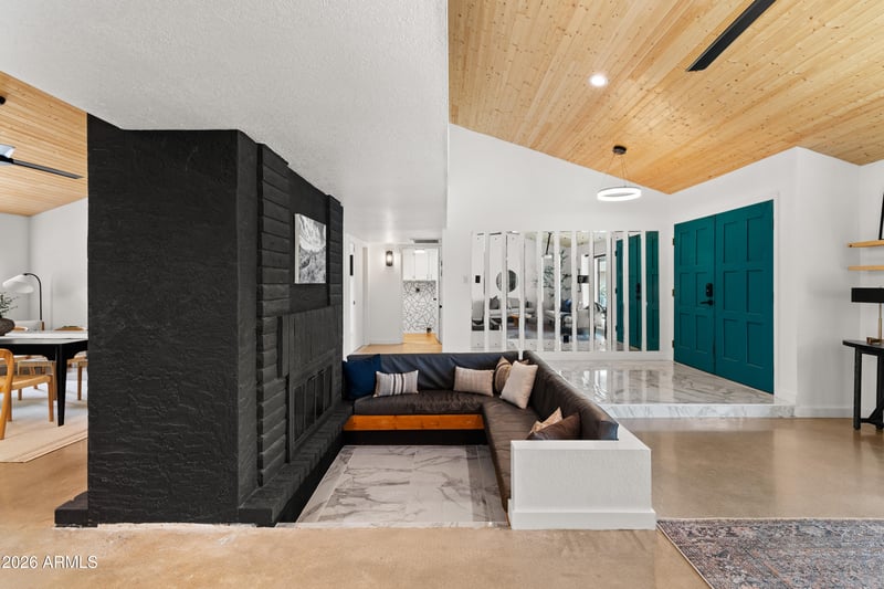 4317 E Ludlow Dr, Phoenix, AZ 85032
