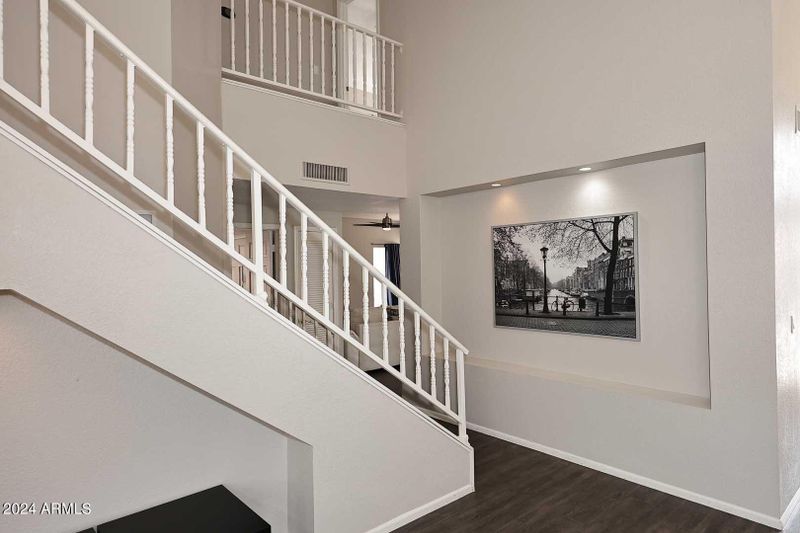 4317 E Silverwood Dr, Phoenix, AZ 85048