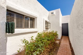 4317 Glenrosa Ave, Phoenix, AZ 85018