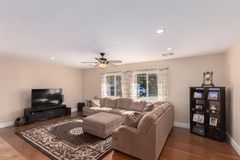 4318 E Tonto St, Phoenix, AZ 85044