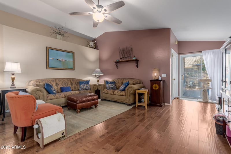 4318 Graythorn Ave, Phoenix, AZ 85044