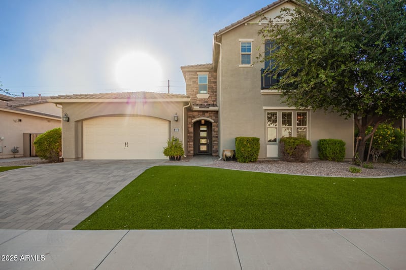 4318 Redcliffe Dr, Gilbert, AZ 85297