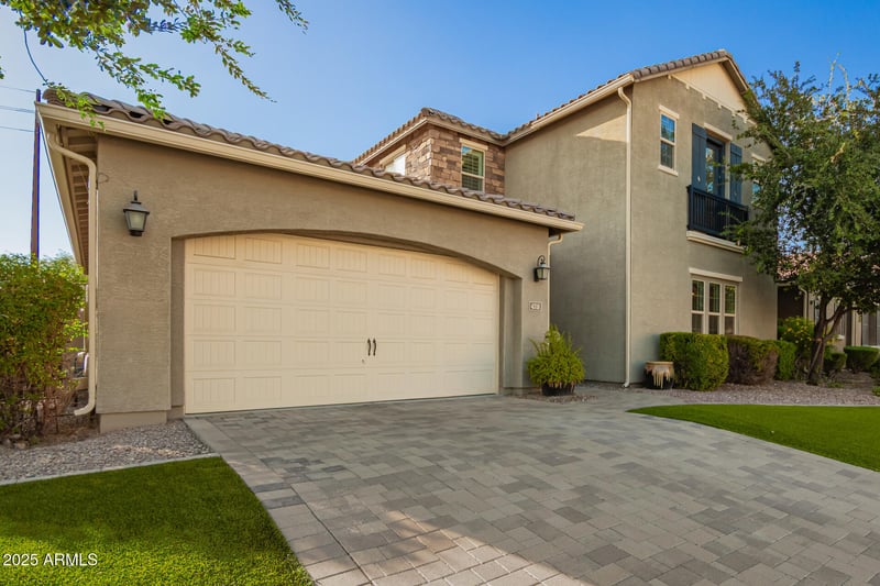 4318 Redcliffe Dr, Gilbert, AZ 85297