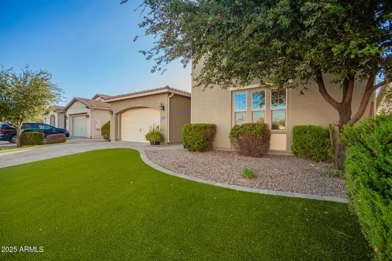 4318 Redcliffe Dr, Gilbert, AZ 85297