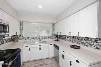4318 W Corrine Dr, Glendale, AZ 85304