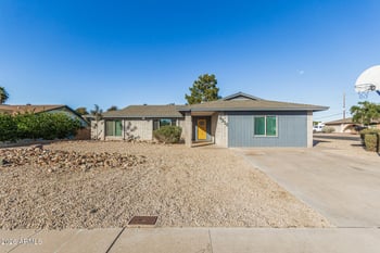 4318 Windrose Dr, Glendale, AZ 85304
