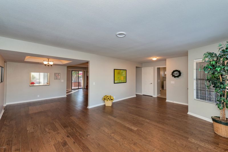 4319 E Karen Dr, Phoenix, AZ 85032