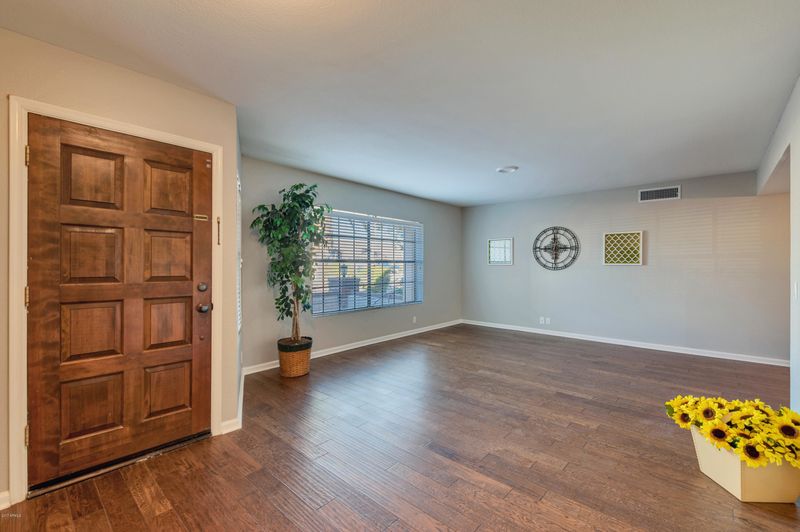 4319 E Karen Dr, Phoenix, AZ 85032