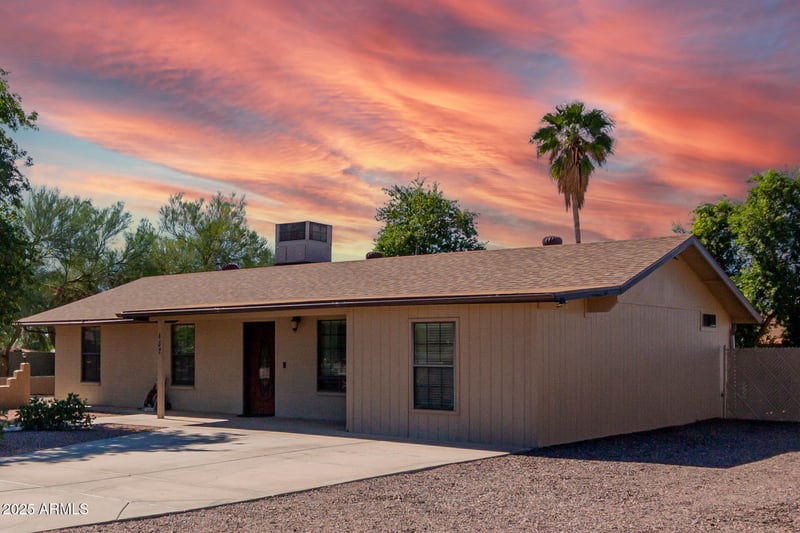432 99th St, Mesa, AZ 85207