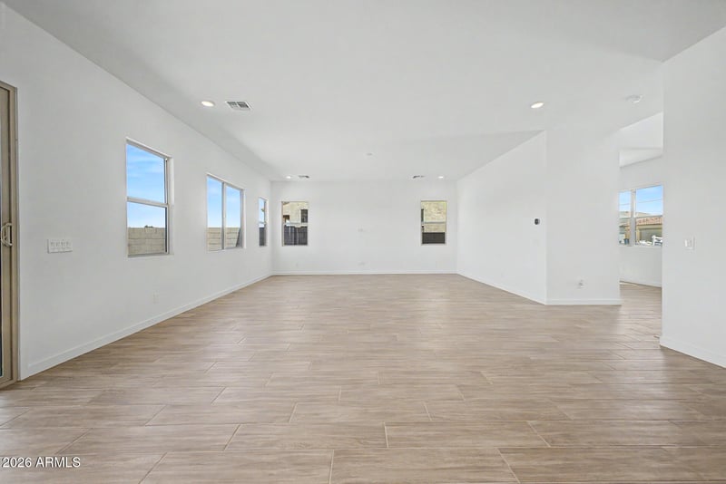432 Flax Dr, San Tan Valley, AZ 85140