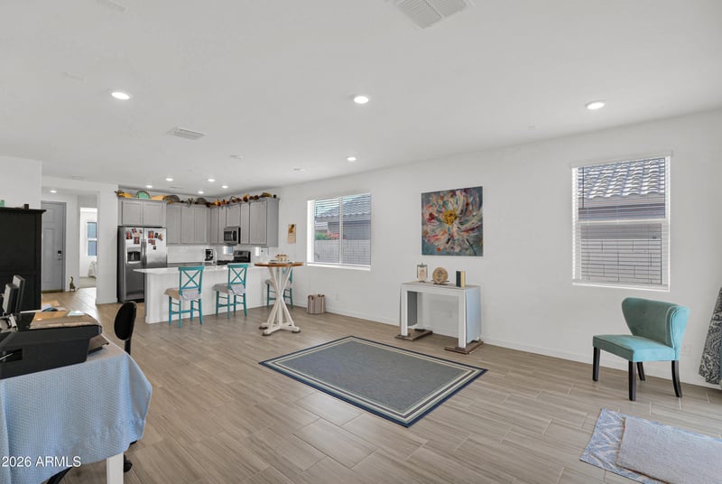 432 Tamarack Dr, San Tan Valley, AZ 85140