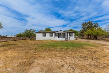 4320 Hash Knife Draw Rd, San Tan Valley, AZ 85140