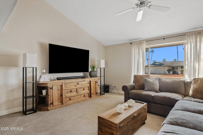 4320 Hearn Rd, Phoenix, AZ 85032