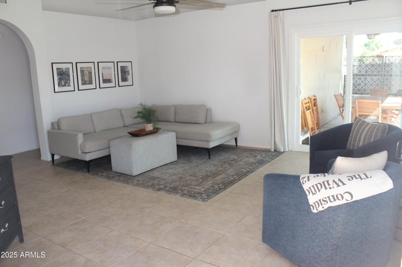 4321 Rosemonte Dr, Phoenix, AZ 85050