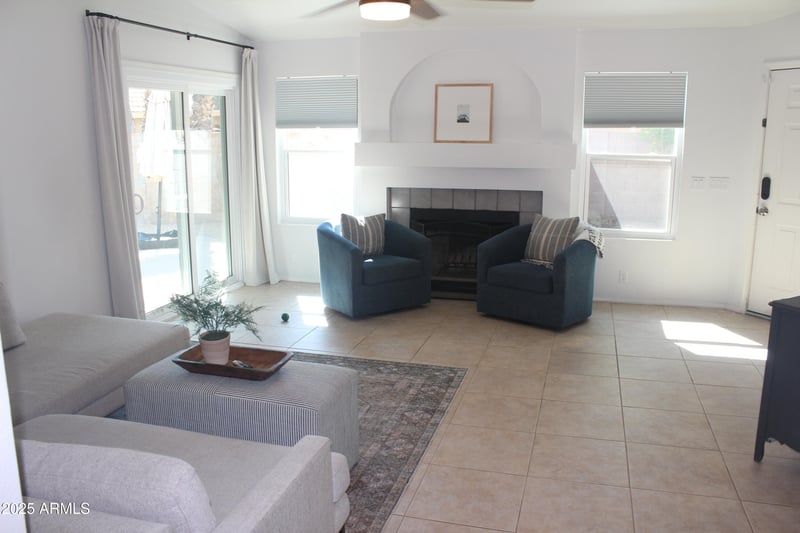 4321 Rosemonte Dr, Phoenix, AZ 85050