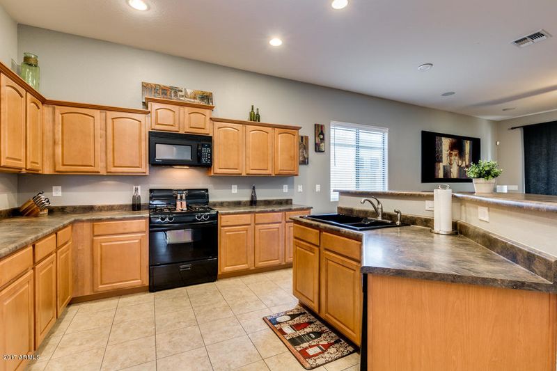 4321 W Summerside Rd, Laveen, AZ 85339