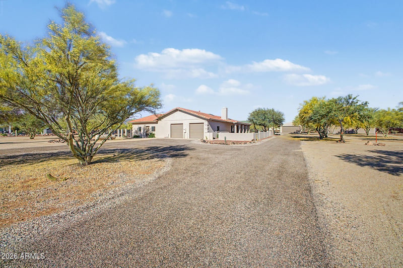 43211 16th St, New River, AZ 85087