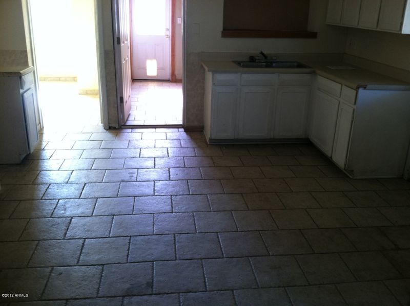 4323 E Nancy Ln, Phoenix, AZ 85042