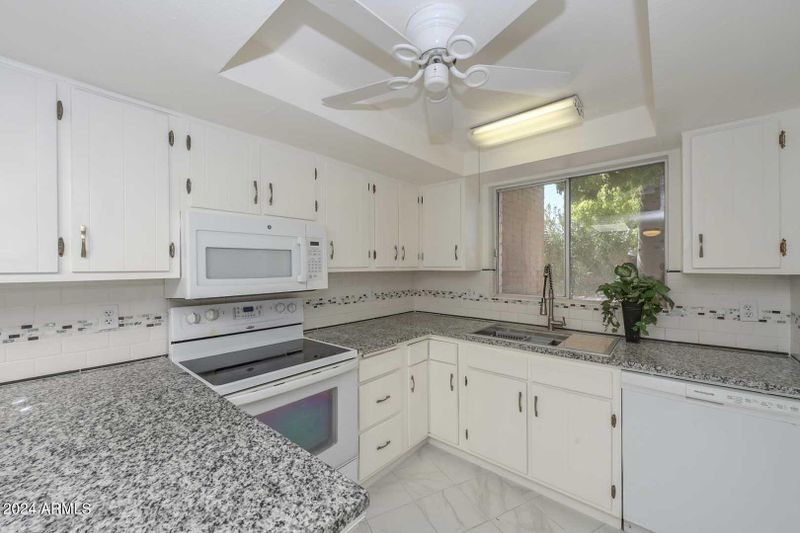 4323 N 106th Ave, Phoenix, AZ 85037