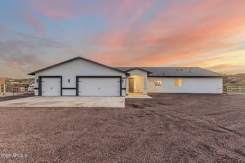 43232 12th St, New River, AZ 85087