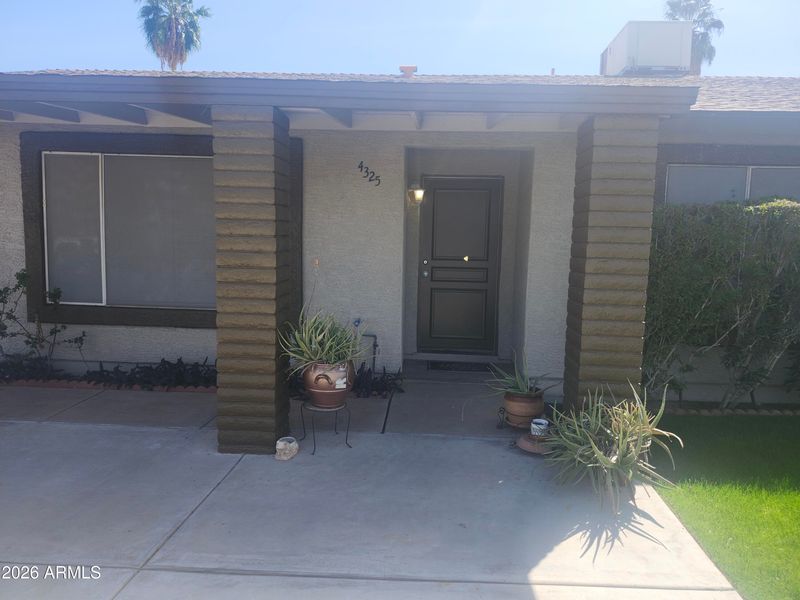 4325 E Vineyard Rd, Phoenix, AZ 85042