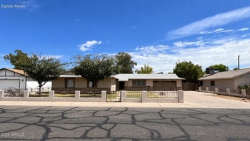 4325 N 63rd Dr, Phoenix, AZ 85033