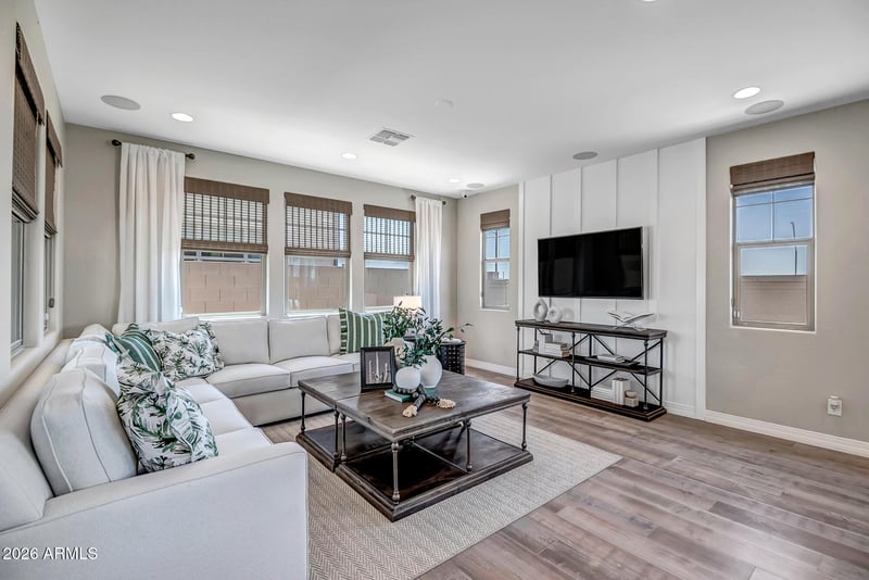 43254 N Hinoki St, San Tan Valley, AZ 85140