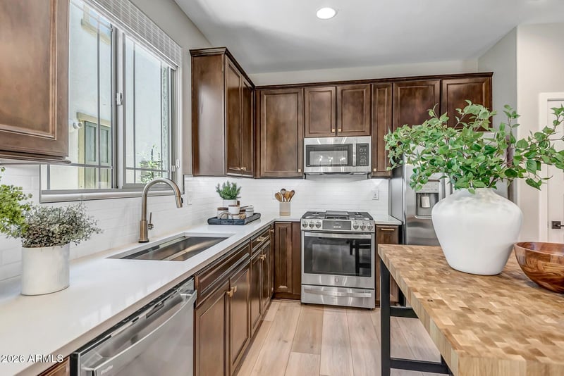 43256 Hinoki St, San Tan Valley, AZ 85140