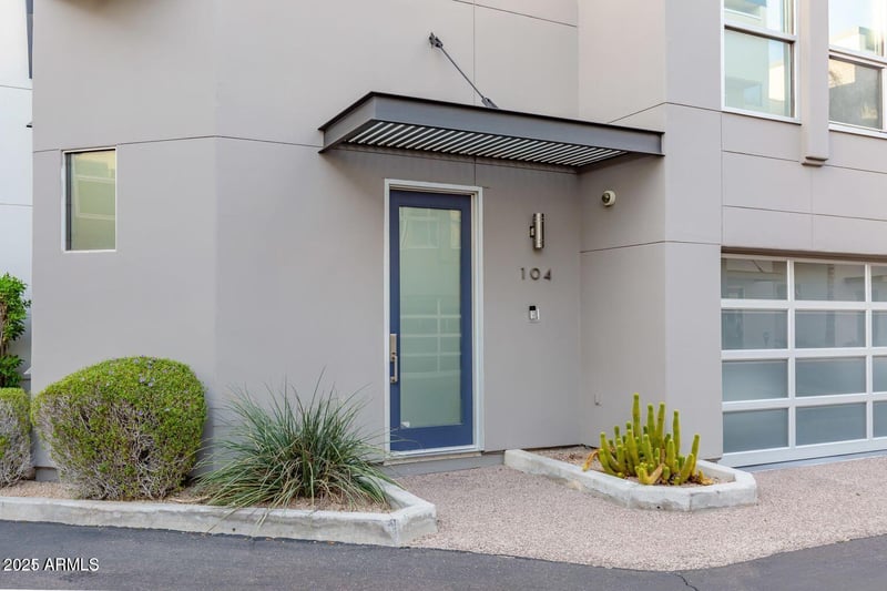 4326 25th St #104, Phoenix, AZ 85016