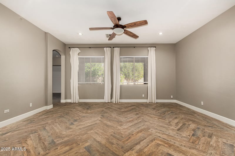 4326 Cloudburst Ct, Gilbert, AZ 85297