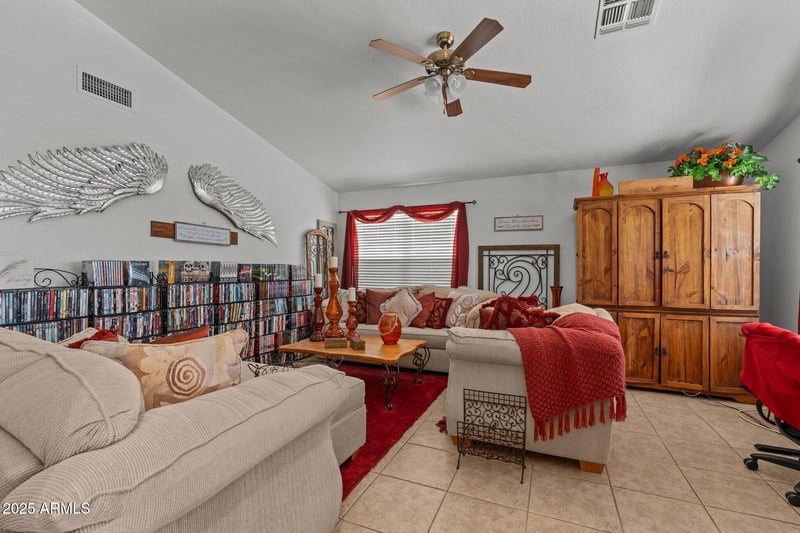 4326 Whispering Wind Dr, Glendale, AZ 85310