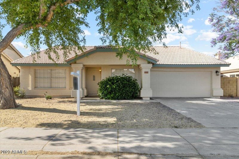 4327 E Saint John Rd, Phoenix, AZ 85032