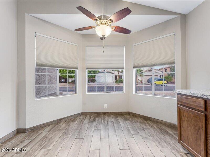 4327 E Siesta Ln, Phoenix, AZ 85050