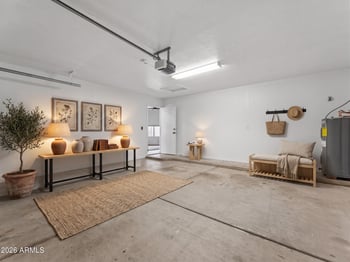 4327 E Siesta Ln, Phoenix, AZ 85050