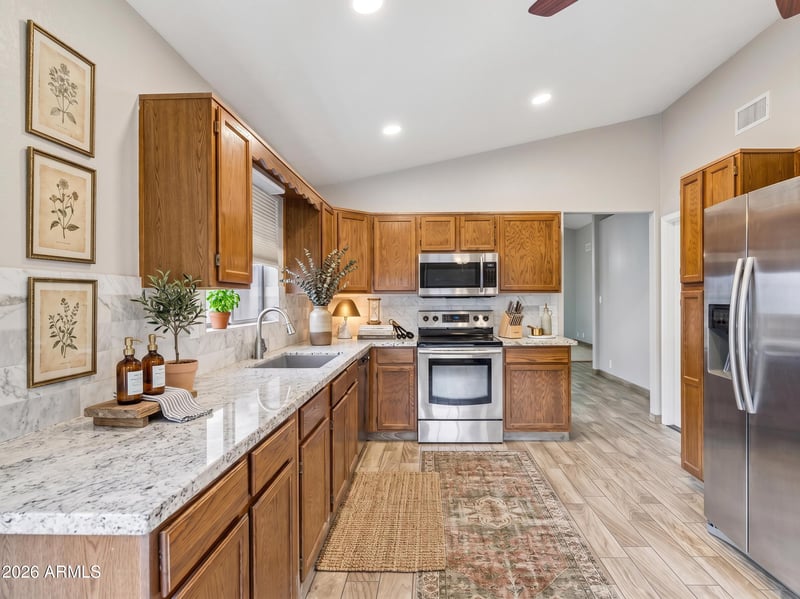 4327 E Siesta Ln, Phoenix, AZ 85050
