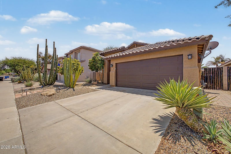 4327 E Tether Trl, Phoenix, AZ 85050