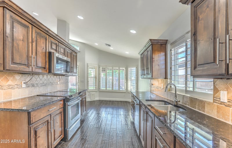 4327 Wescott Dr, Phoenix, AZ 85050