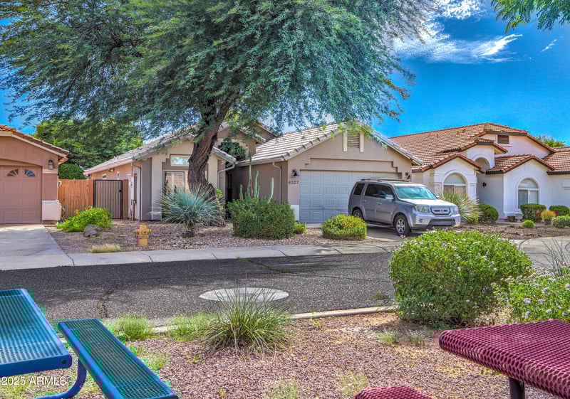 4327 Wescott Dr, Phoenix, AZ 85050