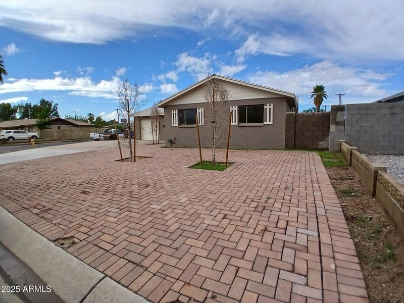 4328 58th Dr, Phoenix, AZ 85031