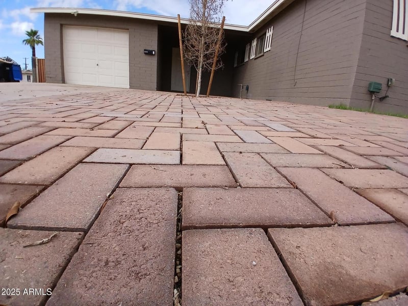 4328 58th Dr, Phoenix, AZ 85031