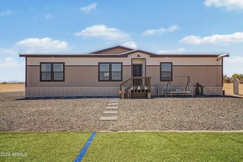 43283 Earll Dr, Tonopah, AZ 85354