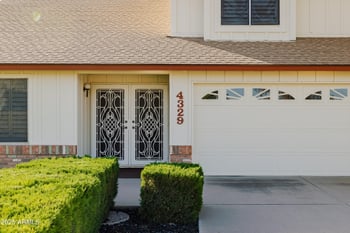 4329 Villa Theresa Dr, Glendale, AZ 85308