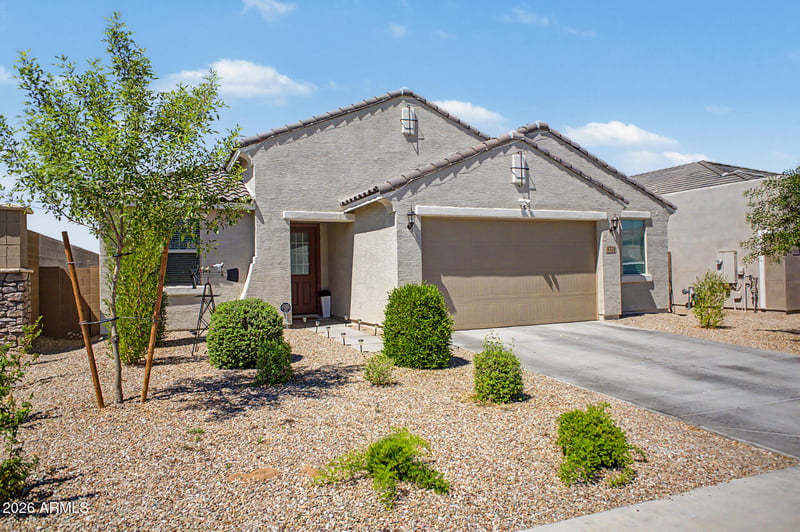 4329 Nora Dr, San Tan Valley, AZ 85144