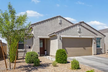 4329 Nora Dr, San Tan Valley, AZ 85144